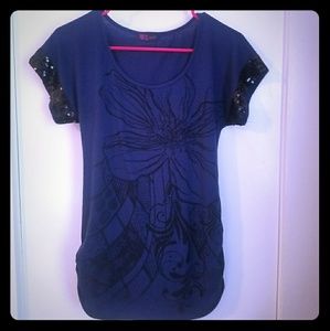 Floral print navy top